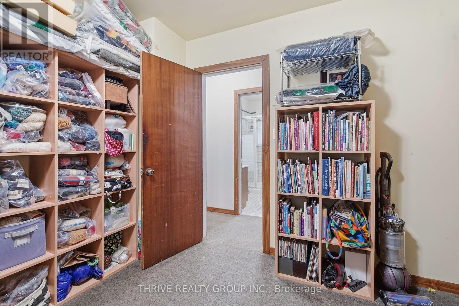 22049 Hyde Park Road, Middlesex Centre, Ontario  N0M 2A0 - Photo 48 - X12337930