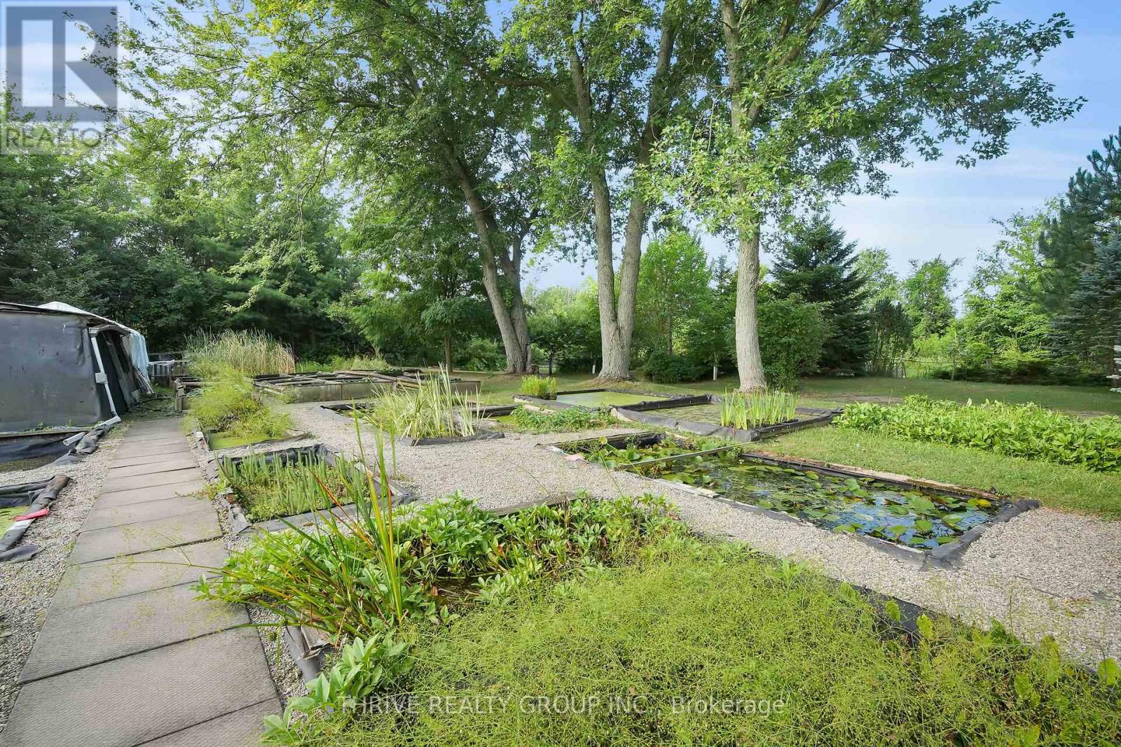 22049 Hyde Park Road, Middlesex Centre, Ontario  N0M 2A0 - Photo 12 - X12337935