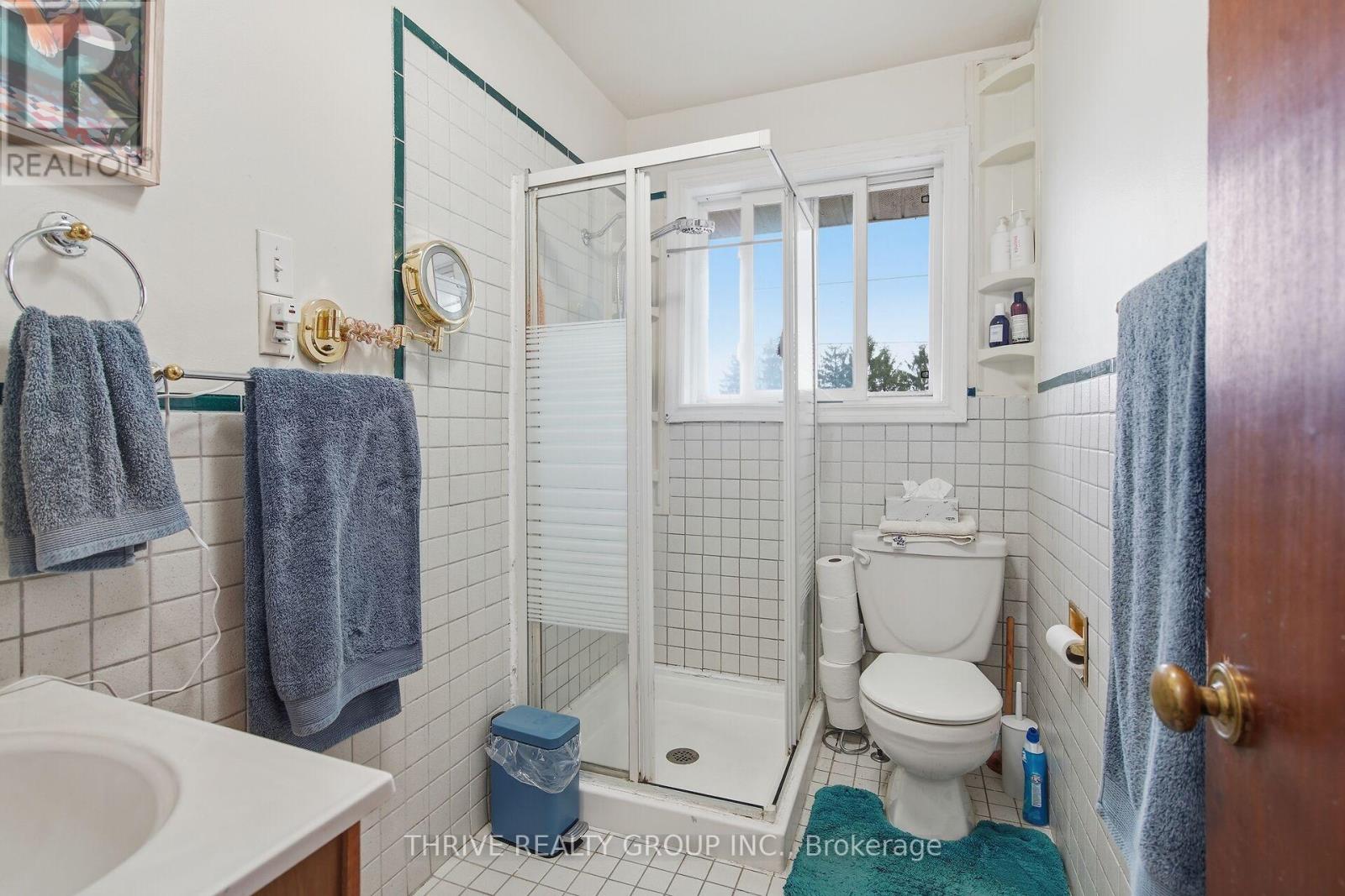 22049 Hyde Park Road, Middlesex Centre, Ontario  N0M 2A0 - Photo 46 - X12337935