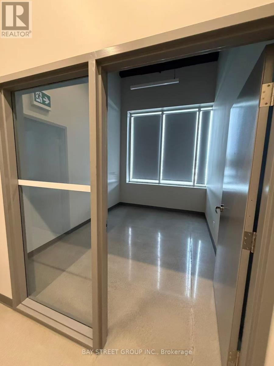 100 - 12153 Woodbine Avenue, Whitchurch-Stouffville, Ontario  L0H 1G0 - Photo 5 - N13019686