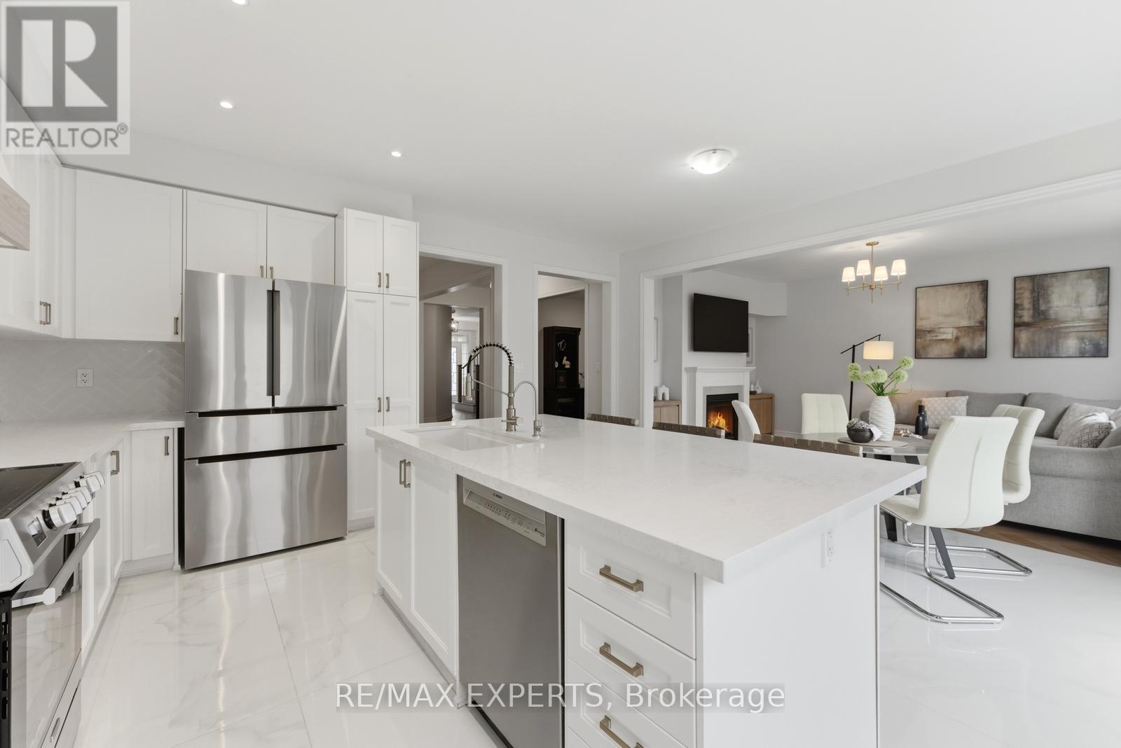 87 Robb Thompson Road, East Gwillimbury (Mt Albert), Ontario  L0G 1M0 - Photo 14 - N13019704