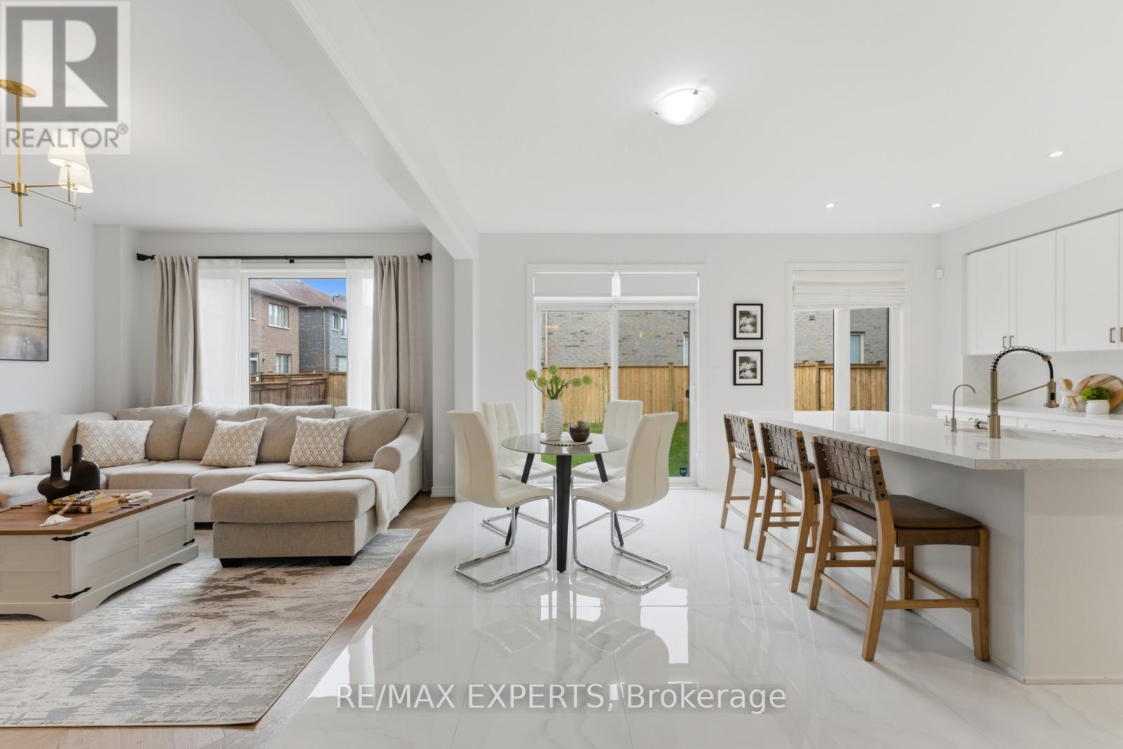 87 Robb Thompson Road, East Gwillimbury (Mt Albert), Ontario  L0G 1M0 - Photo 19 - N13019704