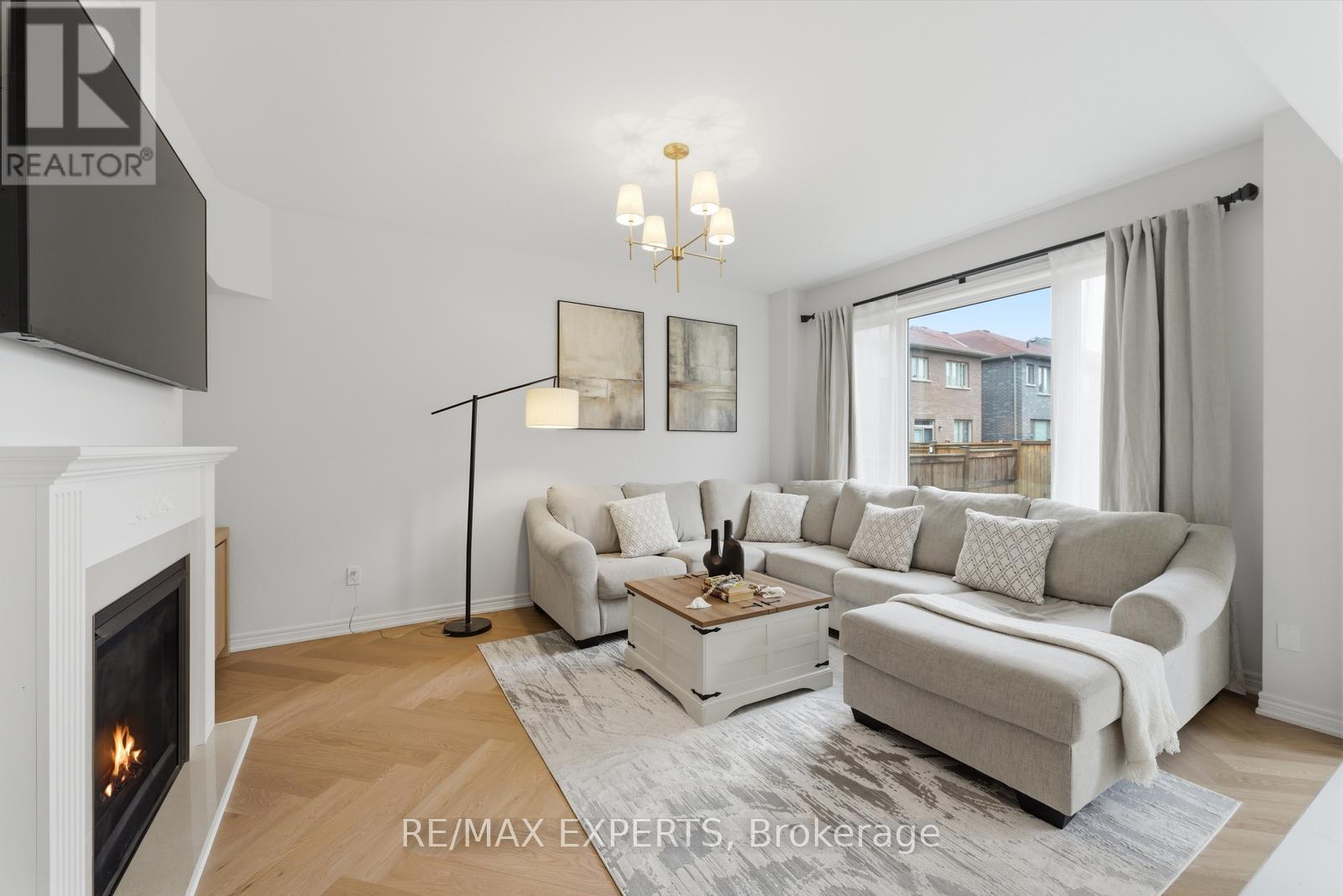 87 Robb Thompson Road, East Gwillimbury (Mt Albert), Ontario  L0G 1M0 - Photo 21 - N13019704