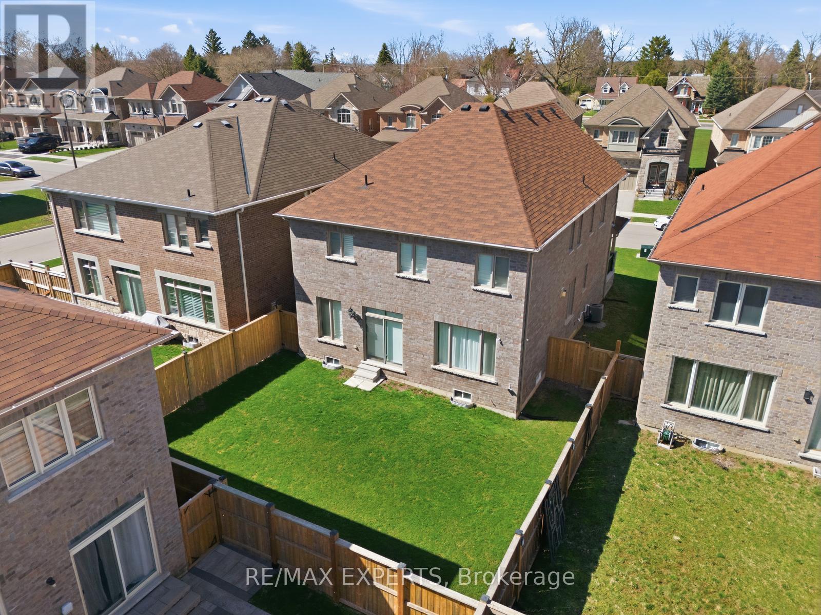 87 Robb Thompson Road, East Gwillimbury (Mt Albert), Ontario  L0G 1M0 - Photo 42 - N13019704