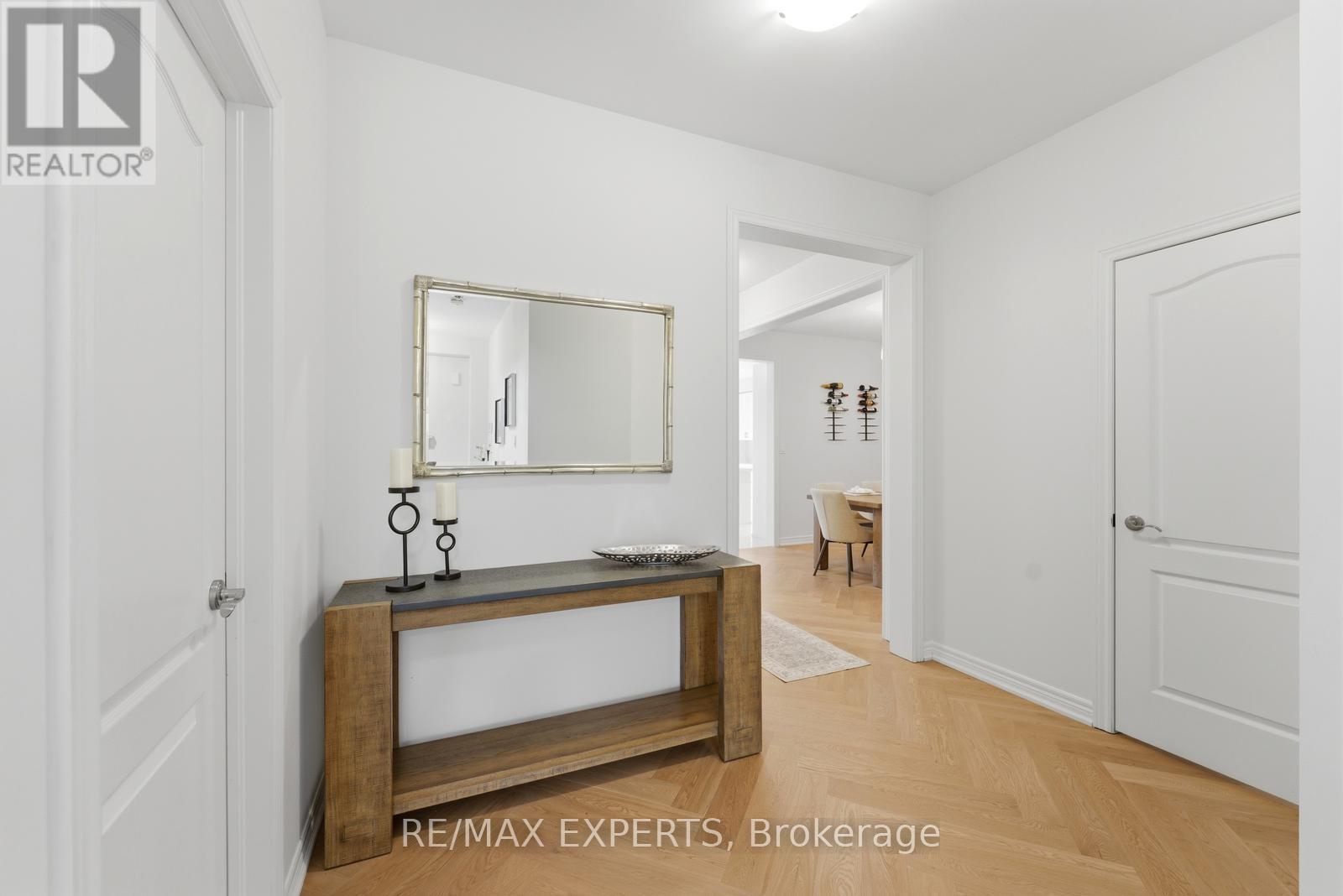 87 Robb Thompson Road, East Gwillimbury (Mt Albert), Ontario  L0G 1M0 - Photo 5 - N13019704