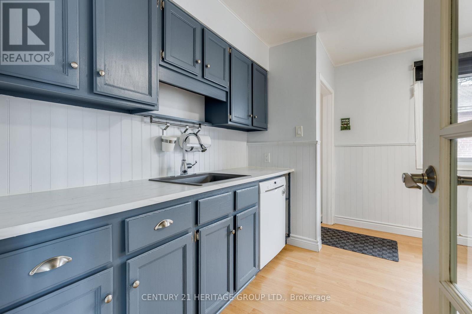 69 Lindsay Avenue, Newmarket, Ontario  L3Y 4N7 - Photo 12 - N13019774