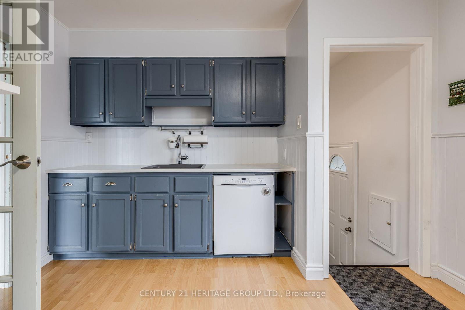 69 Lindsay Avenue, Newmarket, Ontario  L3Y 4N7 - Photo 13 - N13019774