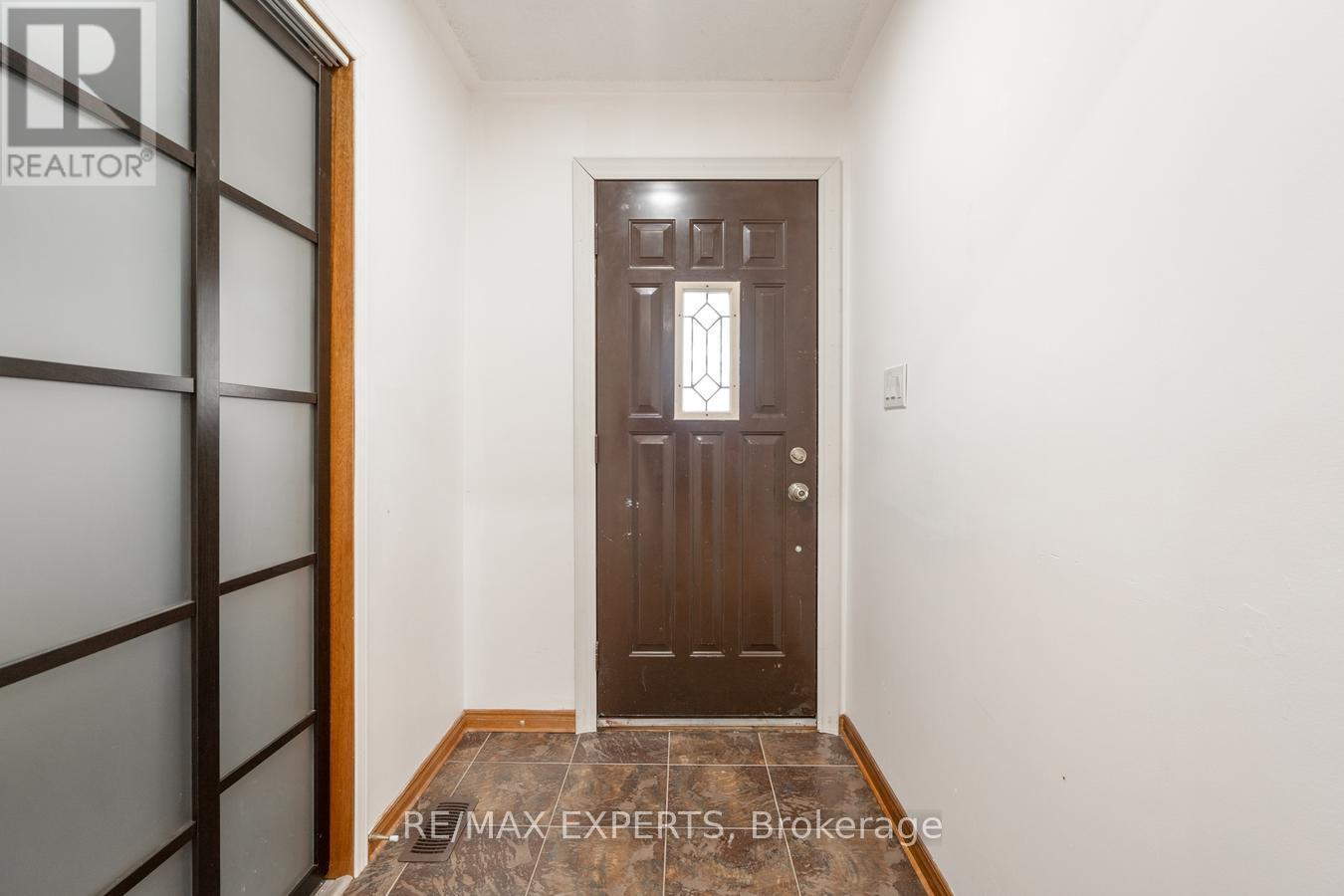 140 Sand Road, East Gwillimbury, Ontario  L9N 1H9 - Photo 7 - N13019788