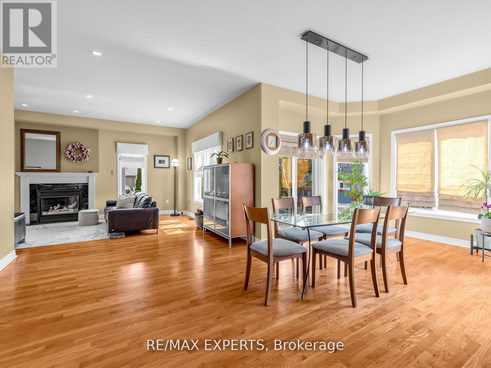 203 Thomson Creek Boulevard, Vaughan, Ontario  L4H 1H1 - Photo 10 - N13019808