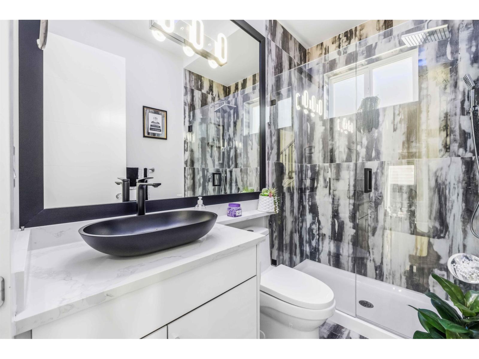 19247 71 Avenue, Surrey, British Columbia  V4N 6V1 - Photo 8 - R3113171