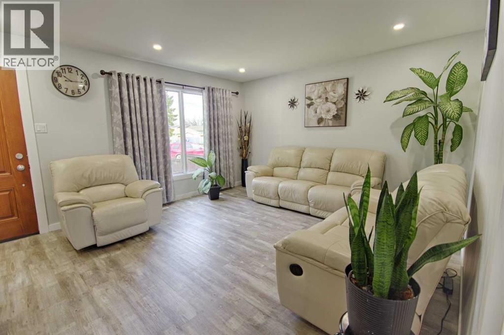 1015 19 Avenue, Coaldale, Alberta  T1M 1N1 - Photo 11 - A2302511