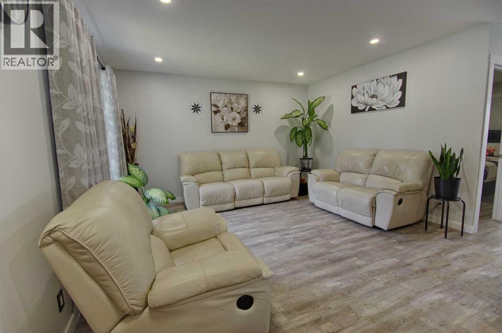 1015 19 Avenue, Coaldale, Alberta  T1M 1N1 - Photo 10 - A2302511