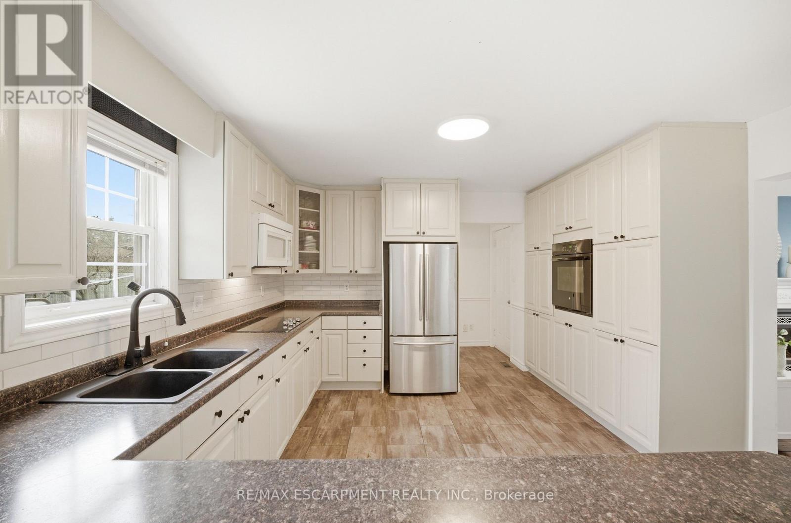 173 Green Pointe Drive, Welland, Ontario  L3C 6Y8 - Photo 15 - X13019256