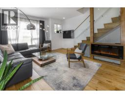 121 3105 DAYANEE SPRINGS BOULEVARD, Coquitlam, British Columbia