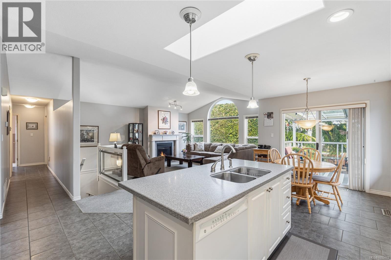 1107 Aery View Way, French Creek, British Columbia  V9P 2N9 - Photo 11 - 1032419