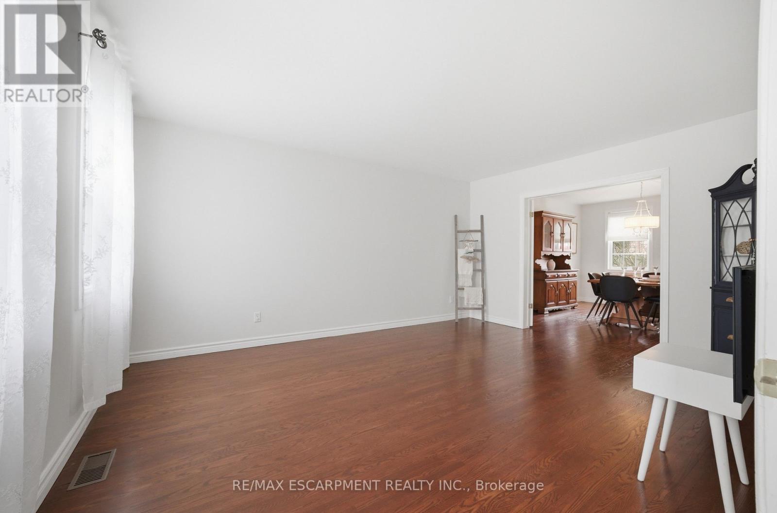 173 Green Pointe Drive, Welland, Ontario  L3C 6Y8 - Photo 9 - X13019256