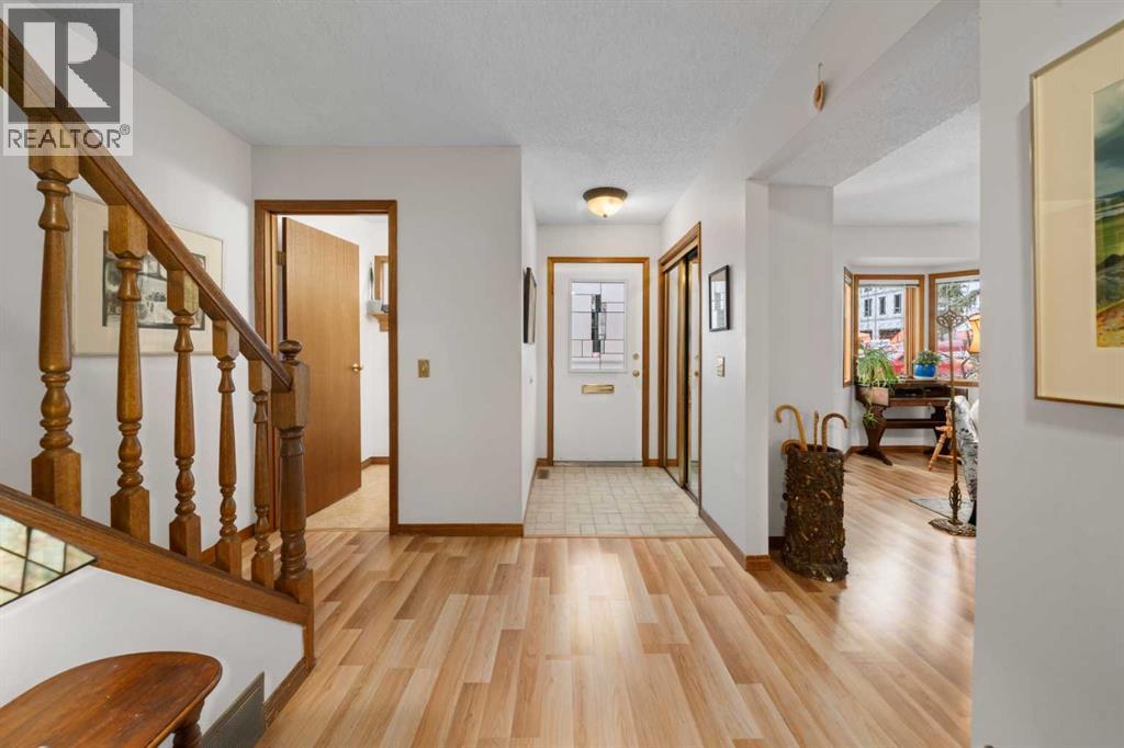 918 17 Street Nw, Calgary, Alberta  T2N 2E4 - Photo 2 - A2301655