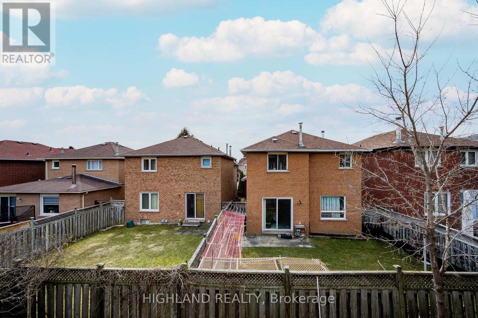 4802 Wild Rose Street, Mississauga, Ontario  L5M 5M7 - Photo 5 - W13019666