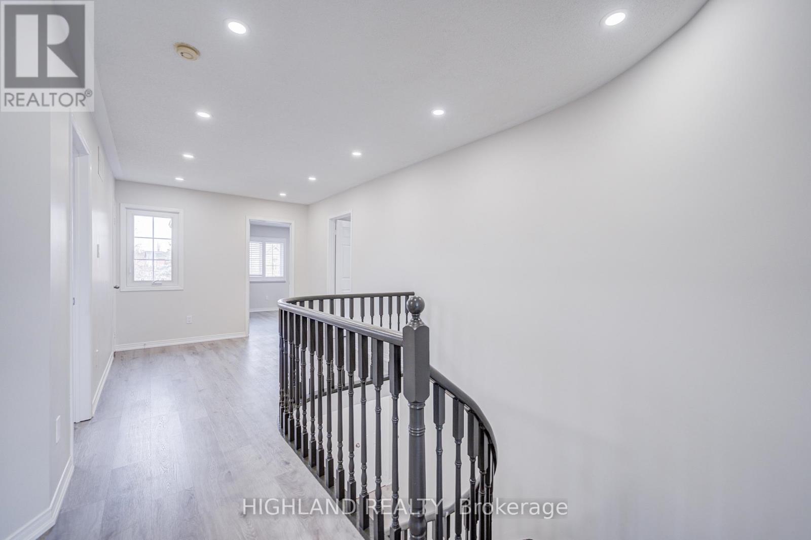 4802 Wild Rose Street, Mississauga, Ontario  L5M 5M7 - Photo 8 - W13019666