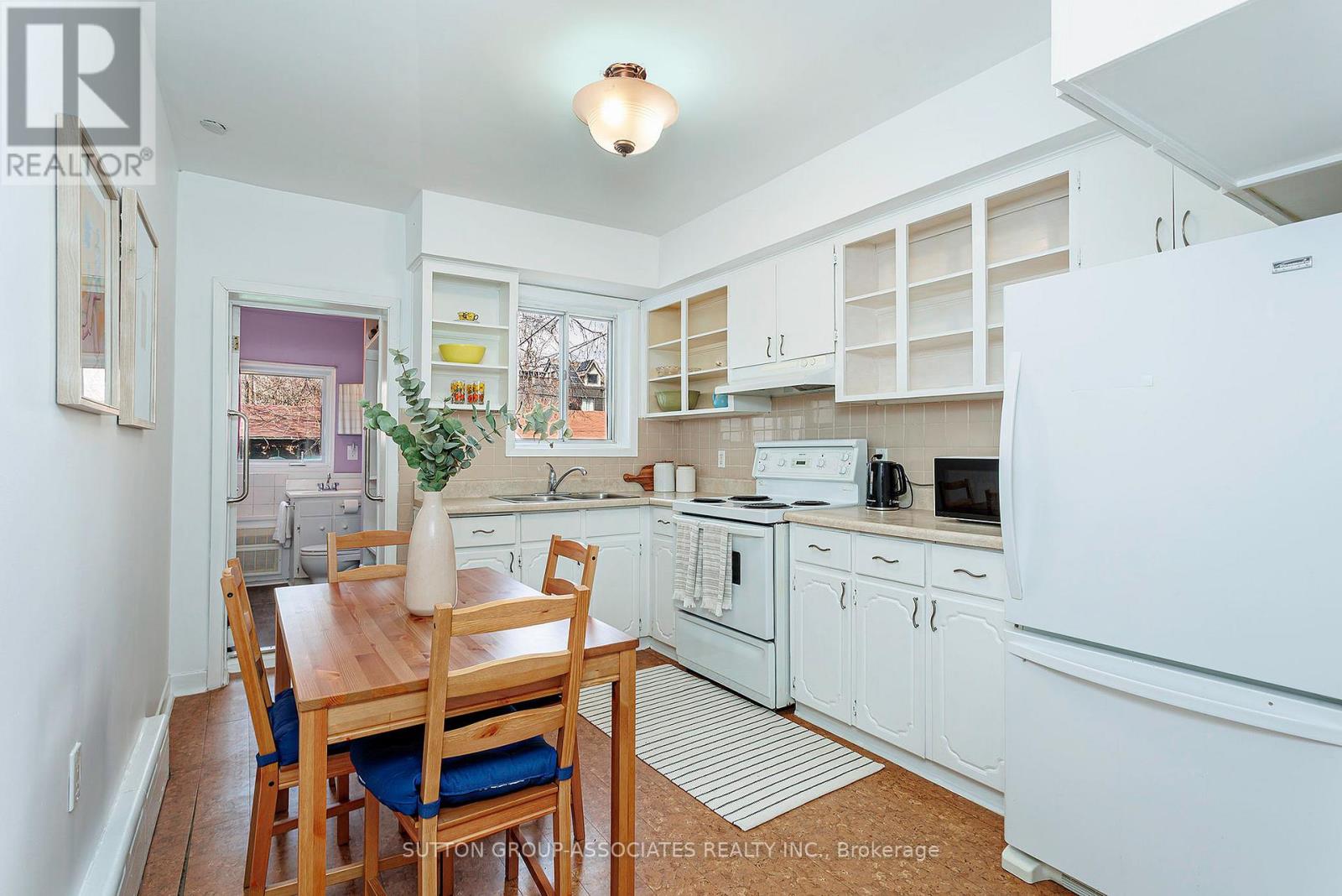 62 Marion Street, Toronto, Ontario  M6R 1E7 - Photo 12 - W13019692