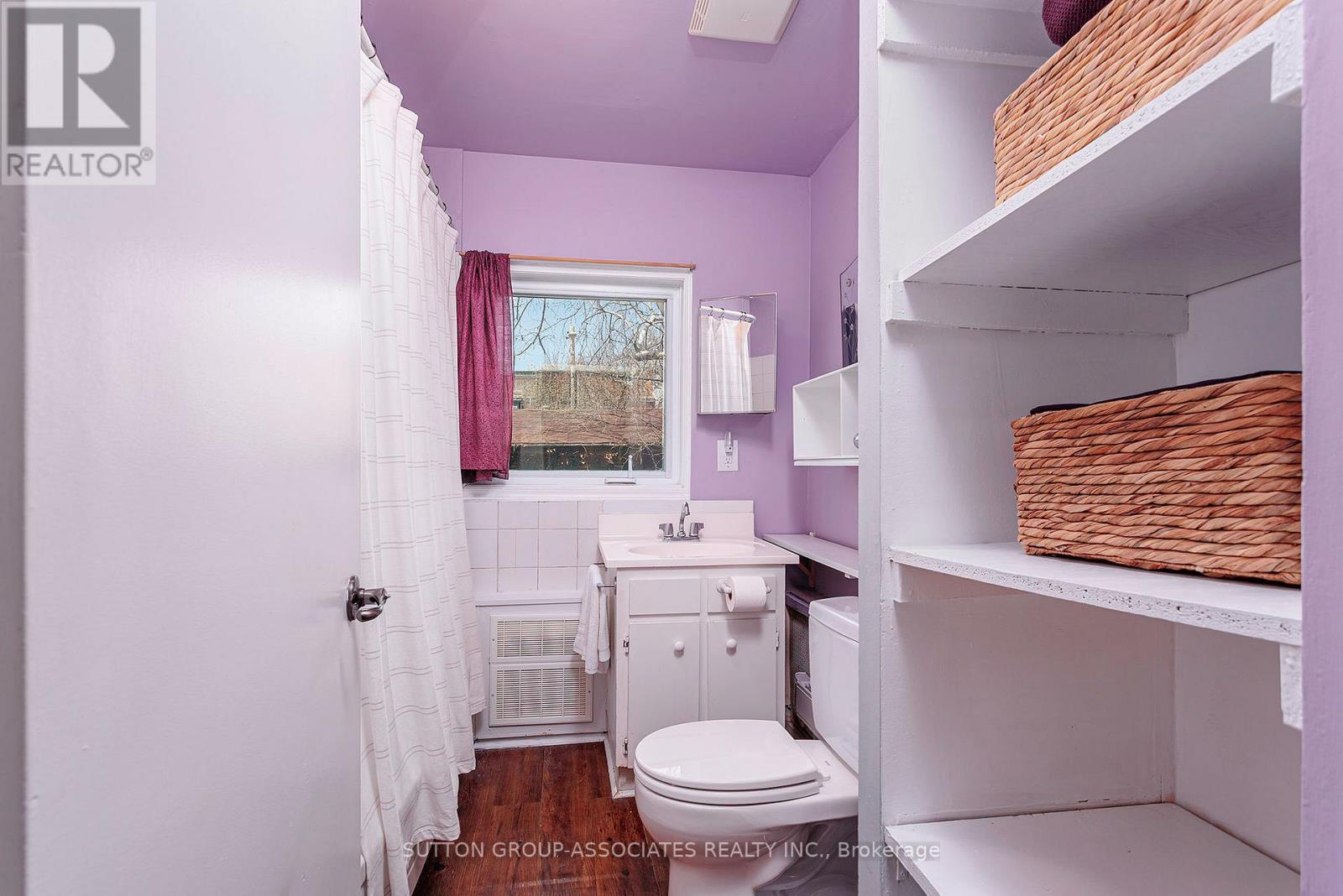 62 Marion Street, Toronto, Ontario  M6R 1E7 - Photo 15 - W13019692