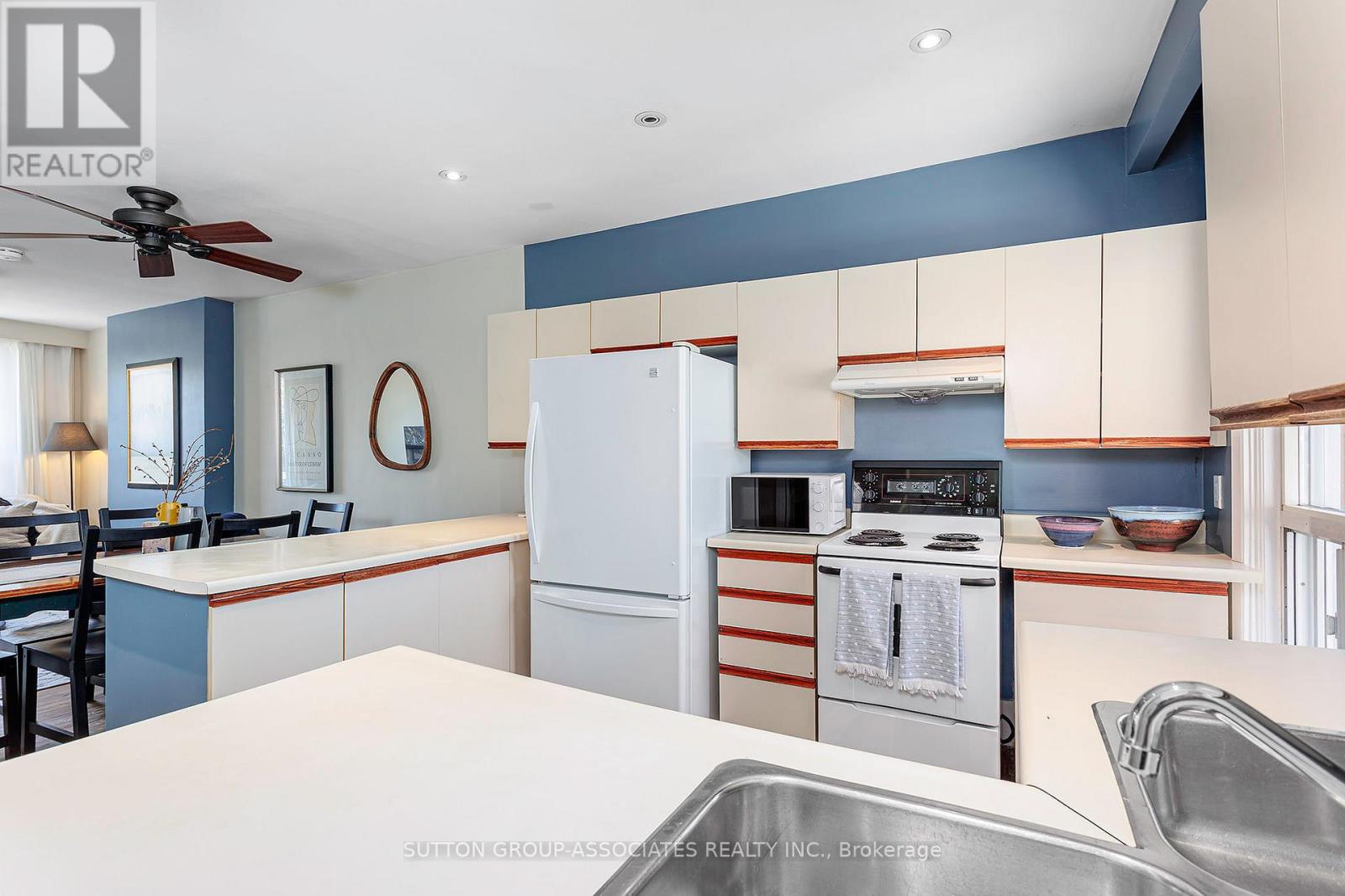 62 Marion Street, Toronto, Ontario  M6R 1E7 - Photo 21 - W13019692