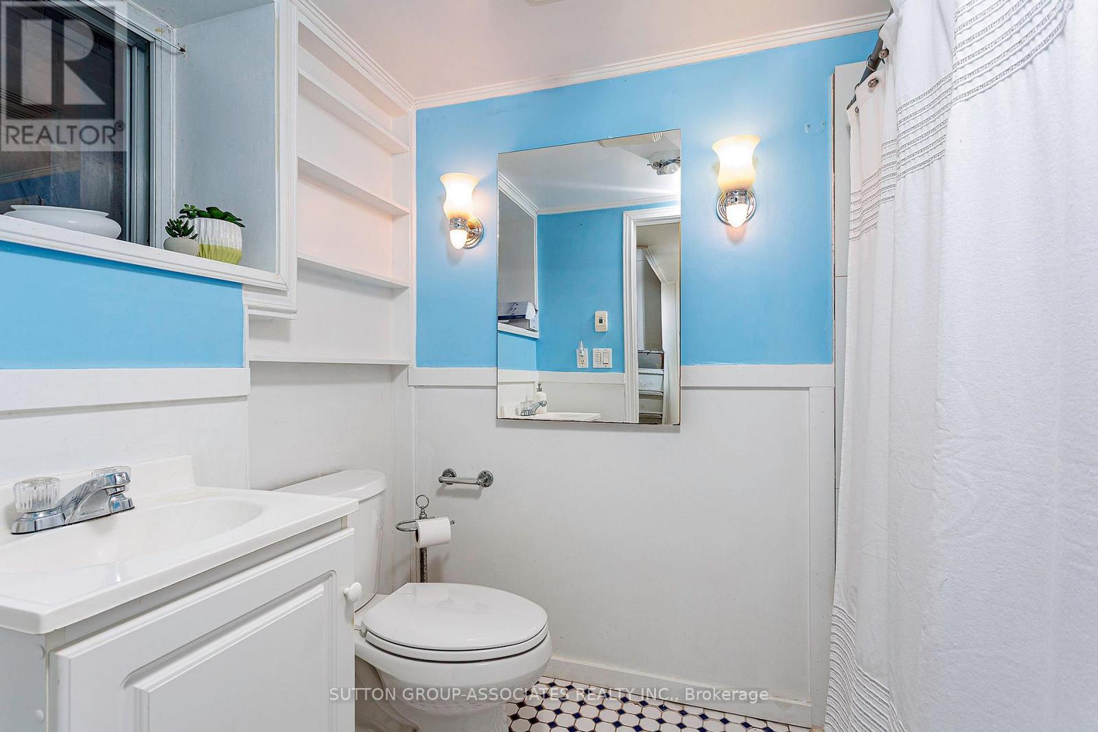 62 Marion Street, Toronto, Ontario  M6R 1E7 - Photo 37 - W13019692