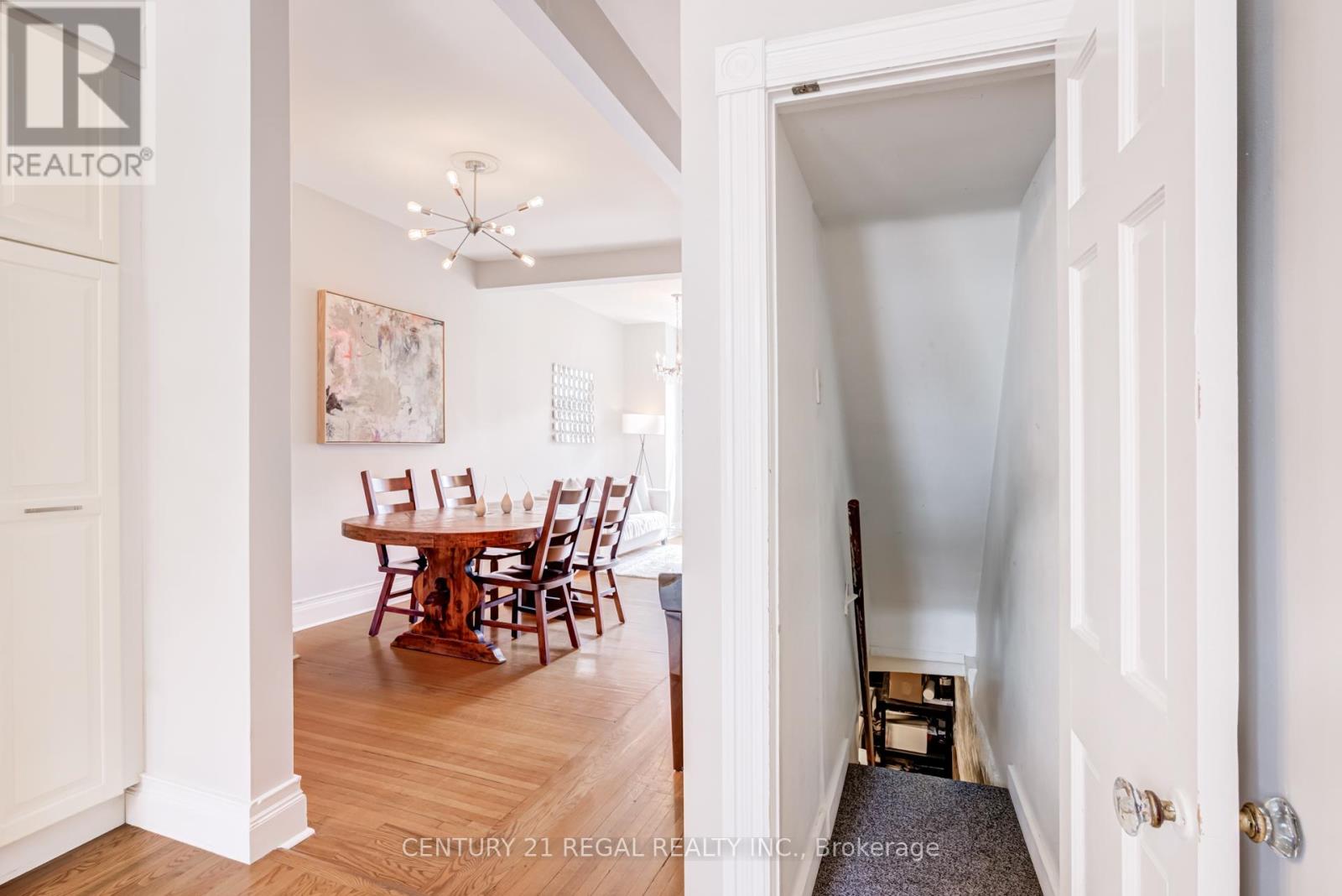 36 Golden Avenue, Toronto, Ontario  M6R 2J4 - Photo 35 - W13019722