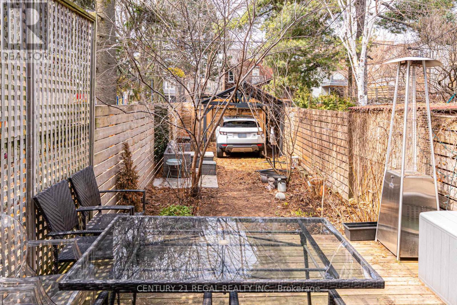 36 Golden Avenue, Toronto, Ontario  M6R 2J4 - Photo 40 - W13019722