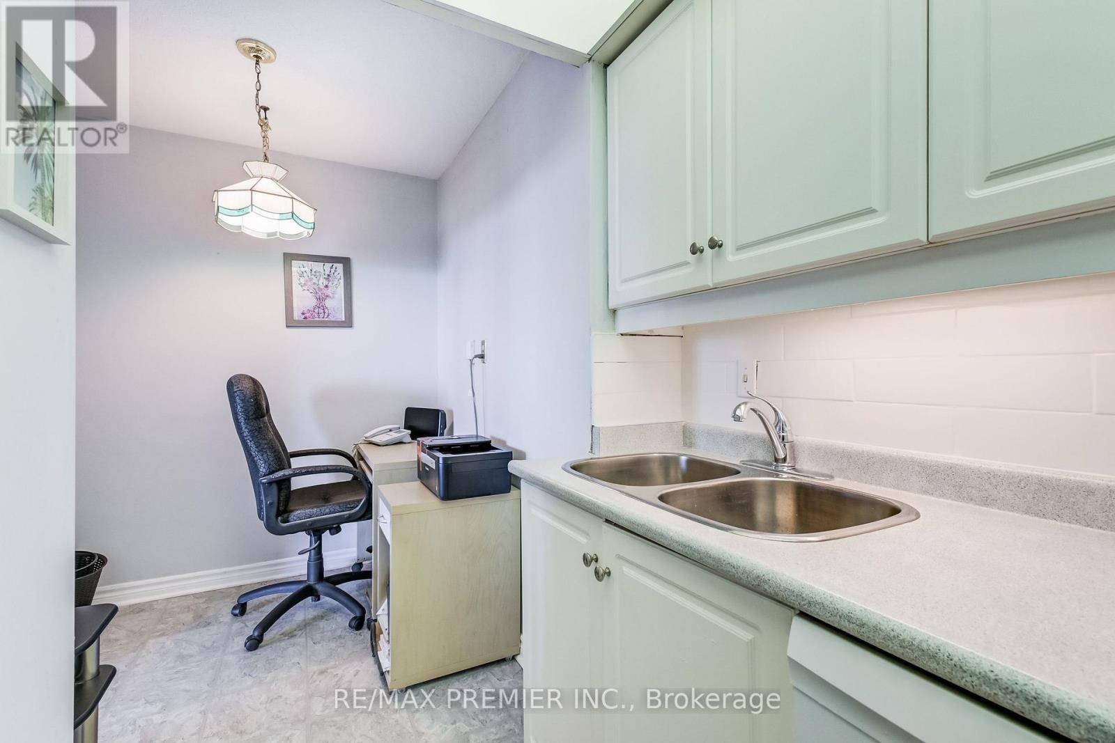 2508 - 1333 Bloor Street, Mississauga, Ontario  L4Y 3T6 - Photo 6 - W13019726