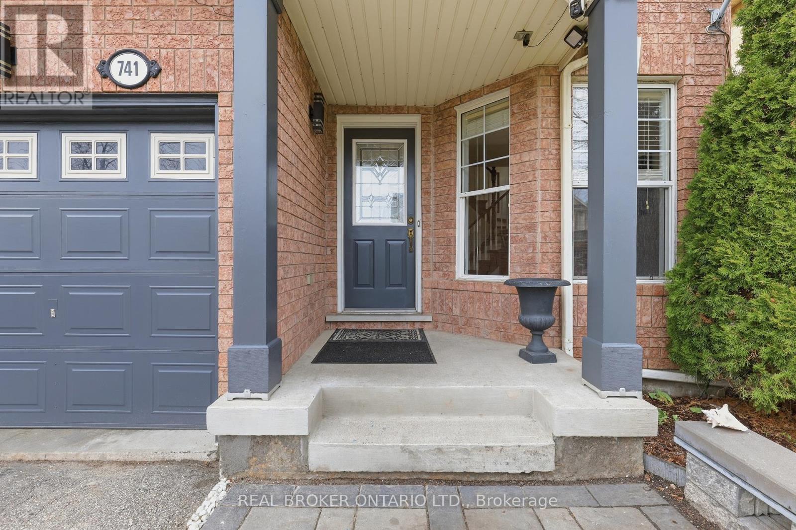 741 Hutchinson Avenue, Milton, Ontario  L9T 6A7 - Photo 5 - W13019750