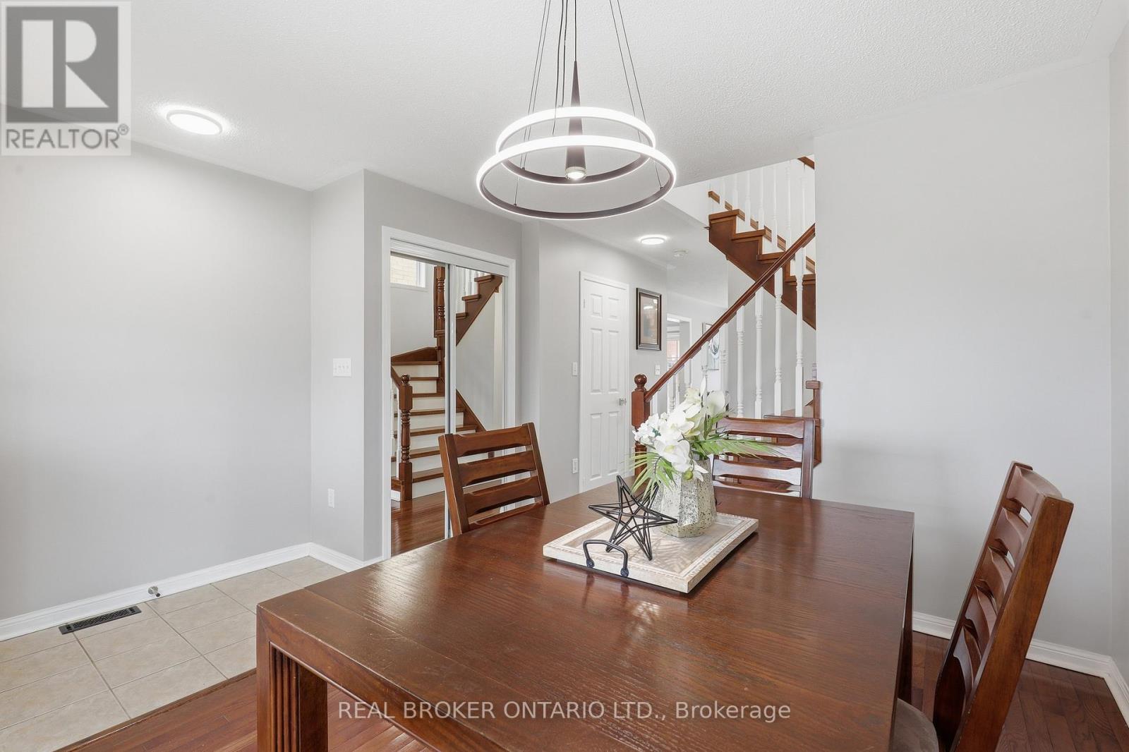 741 Hutchinson Avenue, Milton, Ontario  L9T 6A7 - Photo 7 - W13019750