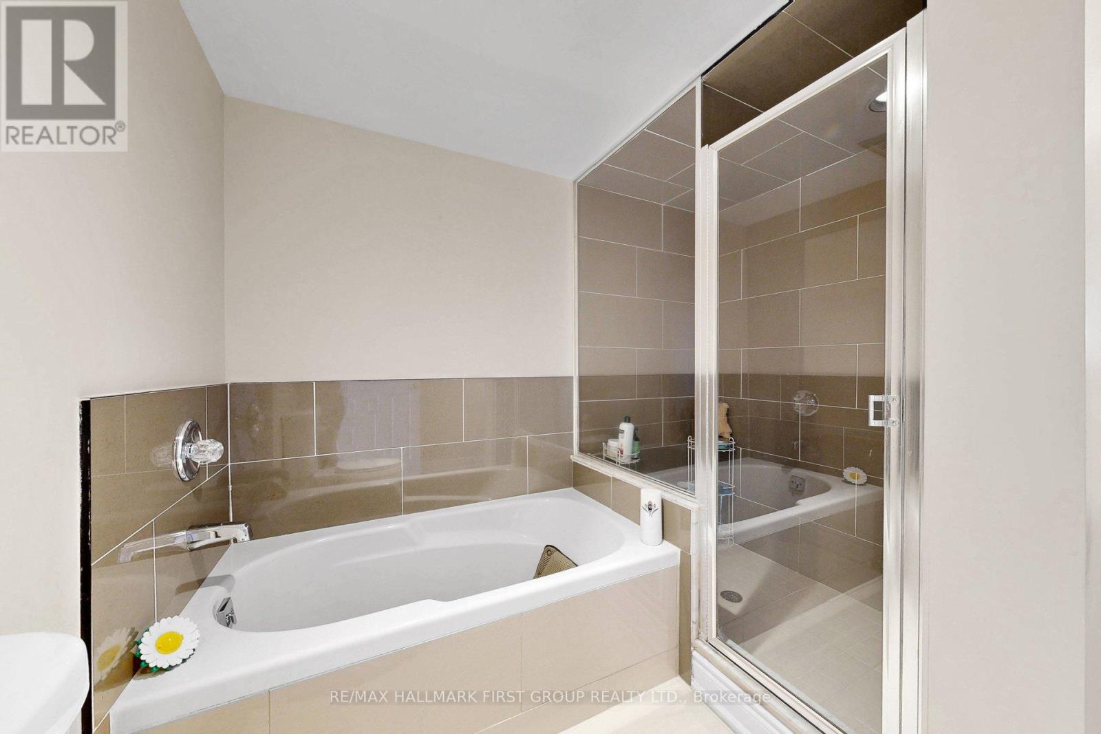 1603 - 3605 Kariya Drive, Mississauga, Ontario  L5B 3J4 - Photo 24 - W13019768