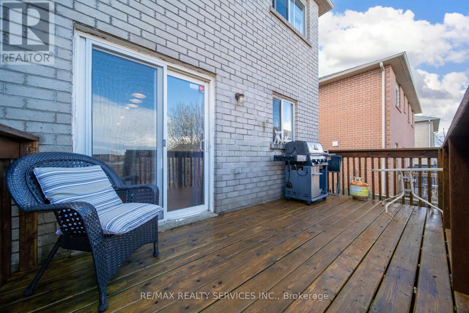 81 Roadmaster Lane, Brampton (Fletcher's Meadow), Ontario  L7A 3A8 - Photo 39 - W13019782