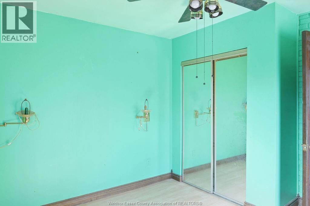 2417 Pillette Road, Windsor, Ontario  N8T 1P7 - Photo 18 - 26008556