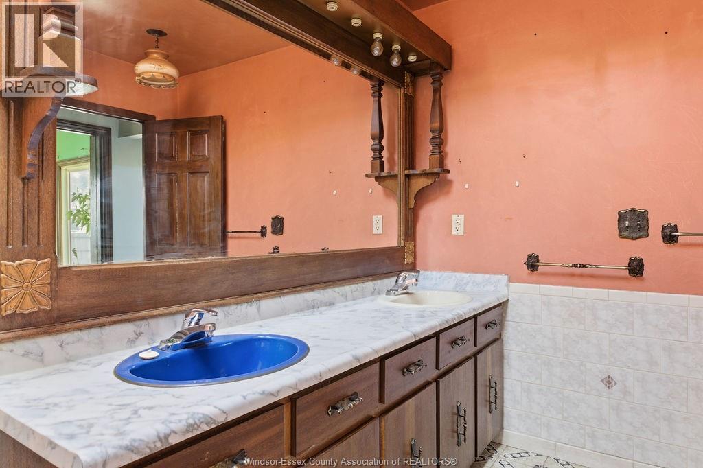 2417 Pillette Road, Windsor, Ontario  N8T 1P7 - Photo 22 - 26008556