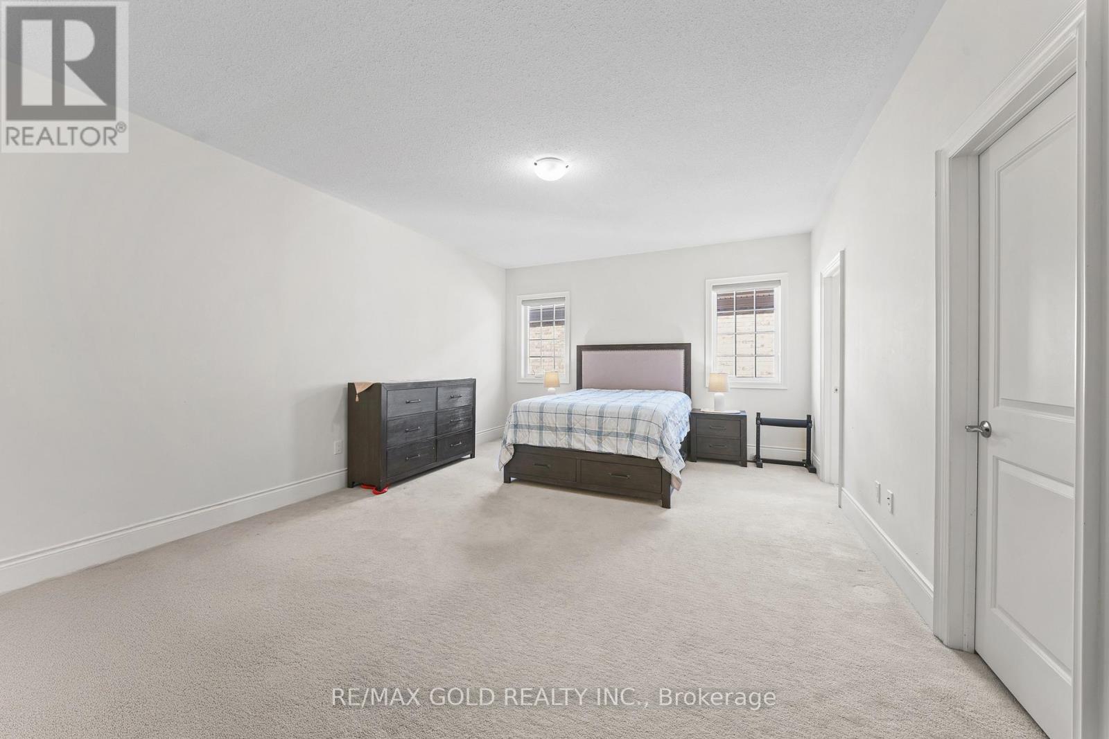 8 Markey Court, Brampton, Ontario  L6P 4L1 - Photo 26 - W12849302