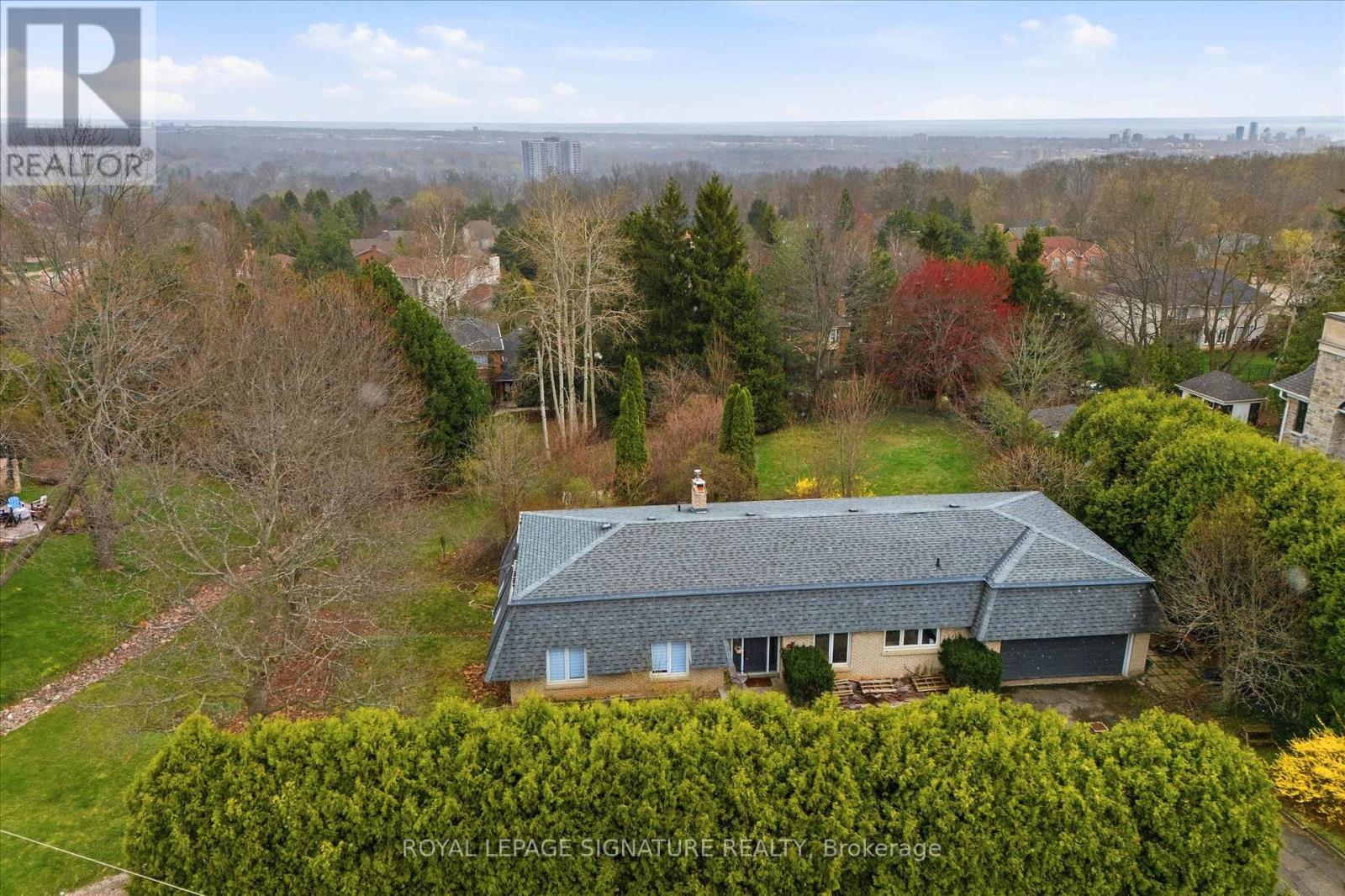 1310 Beaufort Drive, Burlington, Ontario  L7P 4V9 - Photo 35 - W13014564