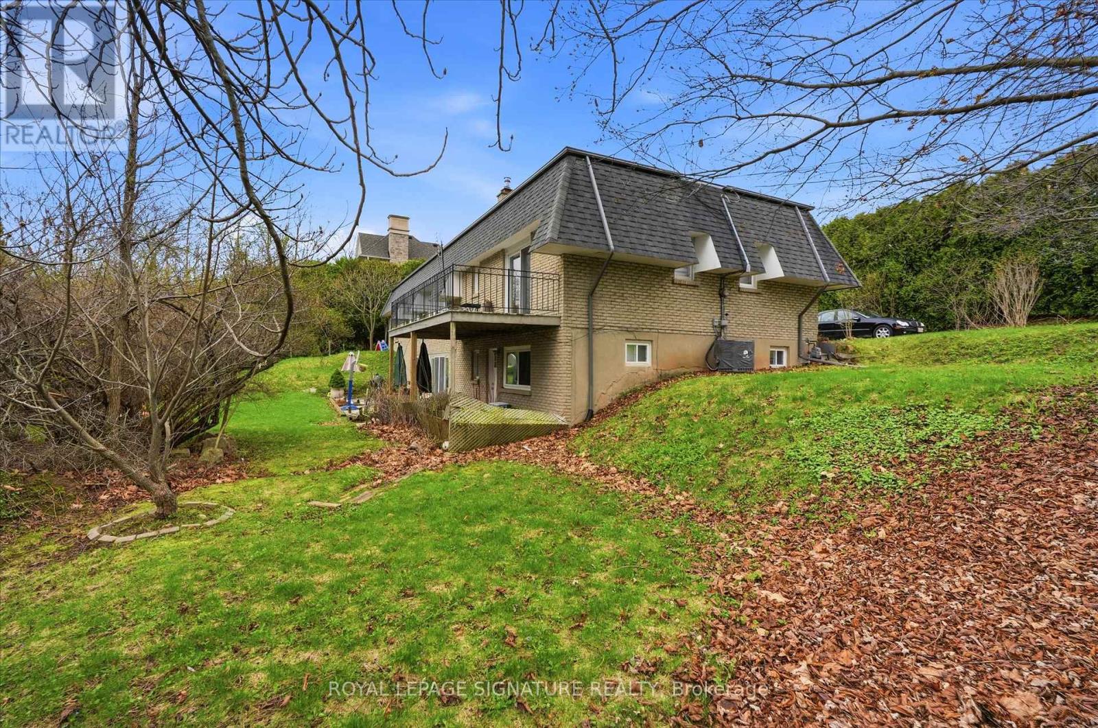 1310 Beaufort Drive, Burlington, Ontario  L7P 4V9 - Photo 4 - W13014564