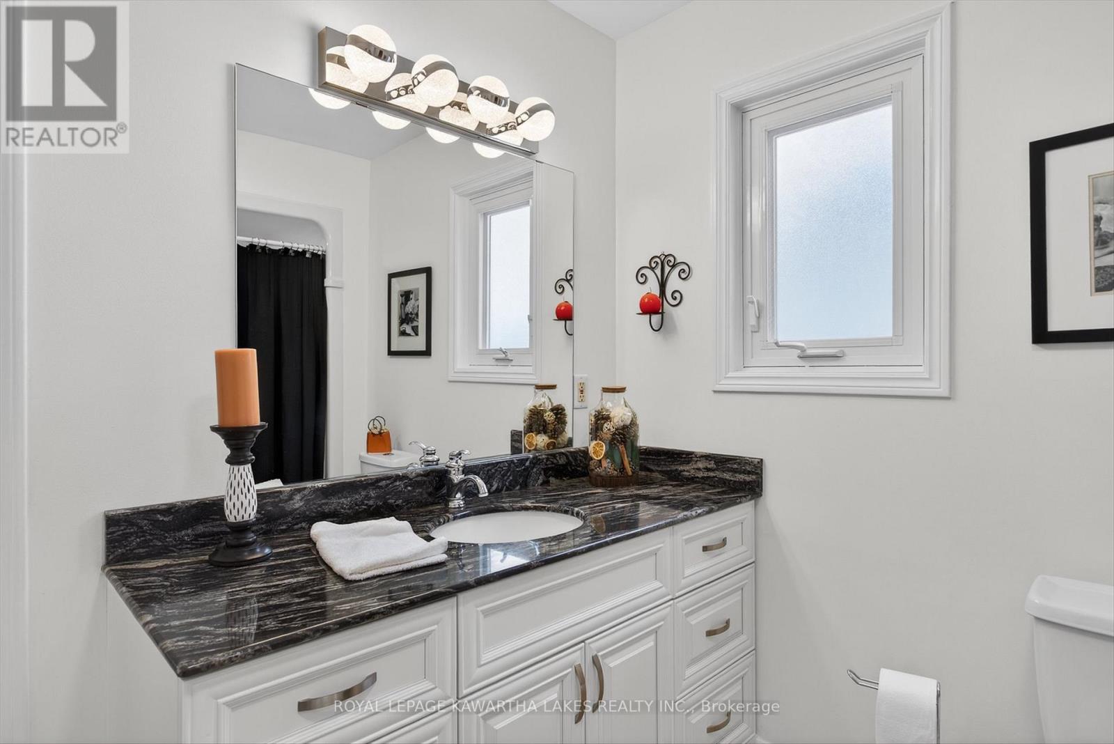 20 Cedartree Lane, Kawartha Lakes, Ontario  K0M 1A0 - Photo 21 - X12817958