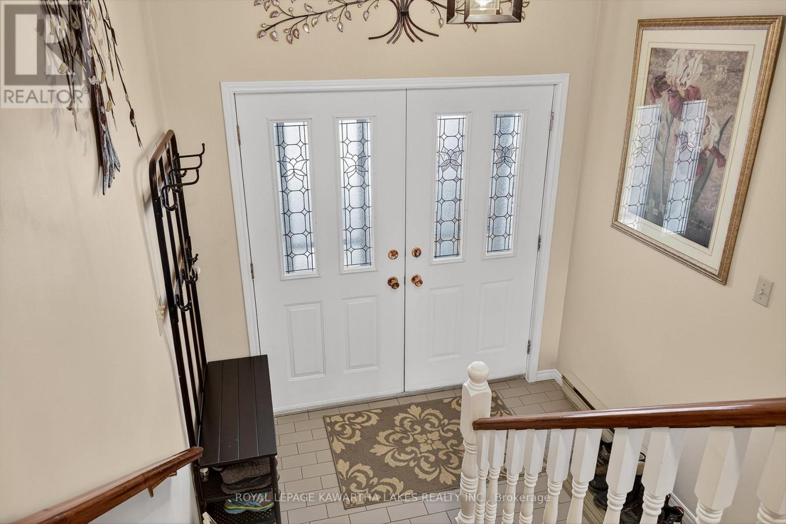 20 Cedartree Lane, Kawartha Lakes, Ontario  K0M 1A0 - Photo 4 - X12817958