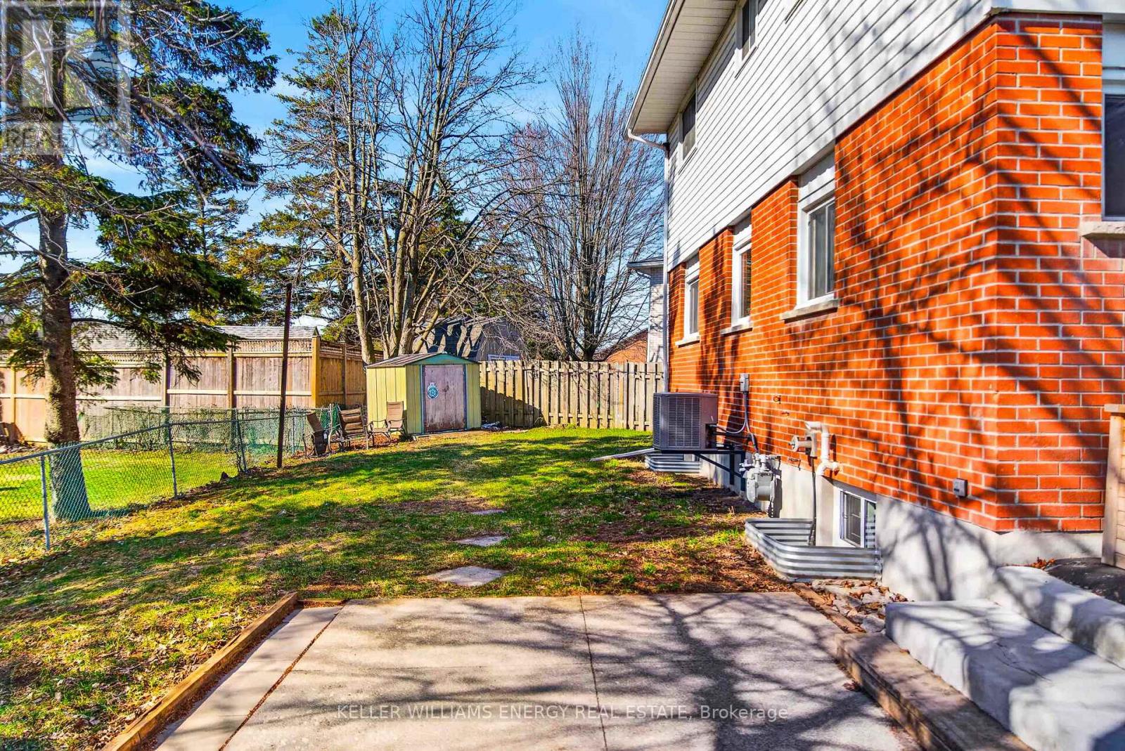 40 Robertson Lane, Belleville, Ontario  K8P 4C3 - Photo 32 - X12980416