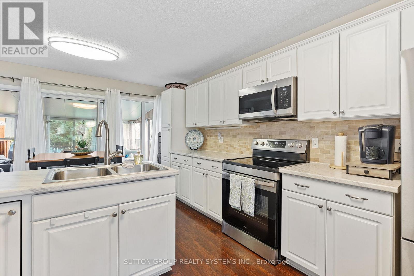 21 Long Point Boulevard, Norfolk (Port Rowan), Ontario  N0E 1M0 - Photo 10 - X13019758