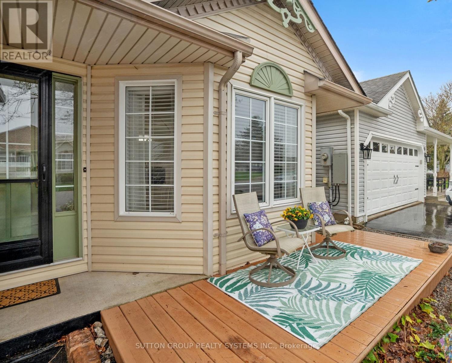 21 Long Point Boulevard, Norfolk (Port Rowan), Ontario  N0E 1M0 - Photo 2 - X13019758