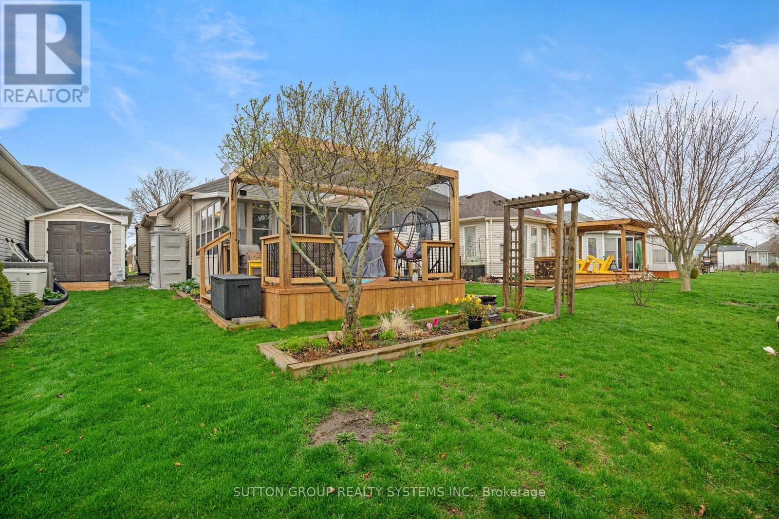 21 Long Point Boulevard, Norfolk (Port Rowan), Ontario  N0E 1M0 - Photo 25 - X13019758