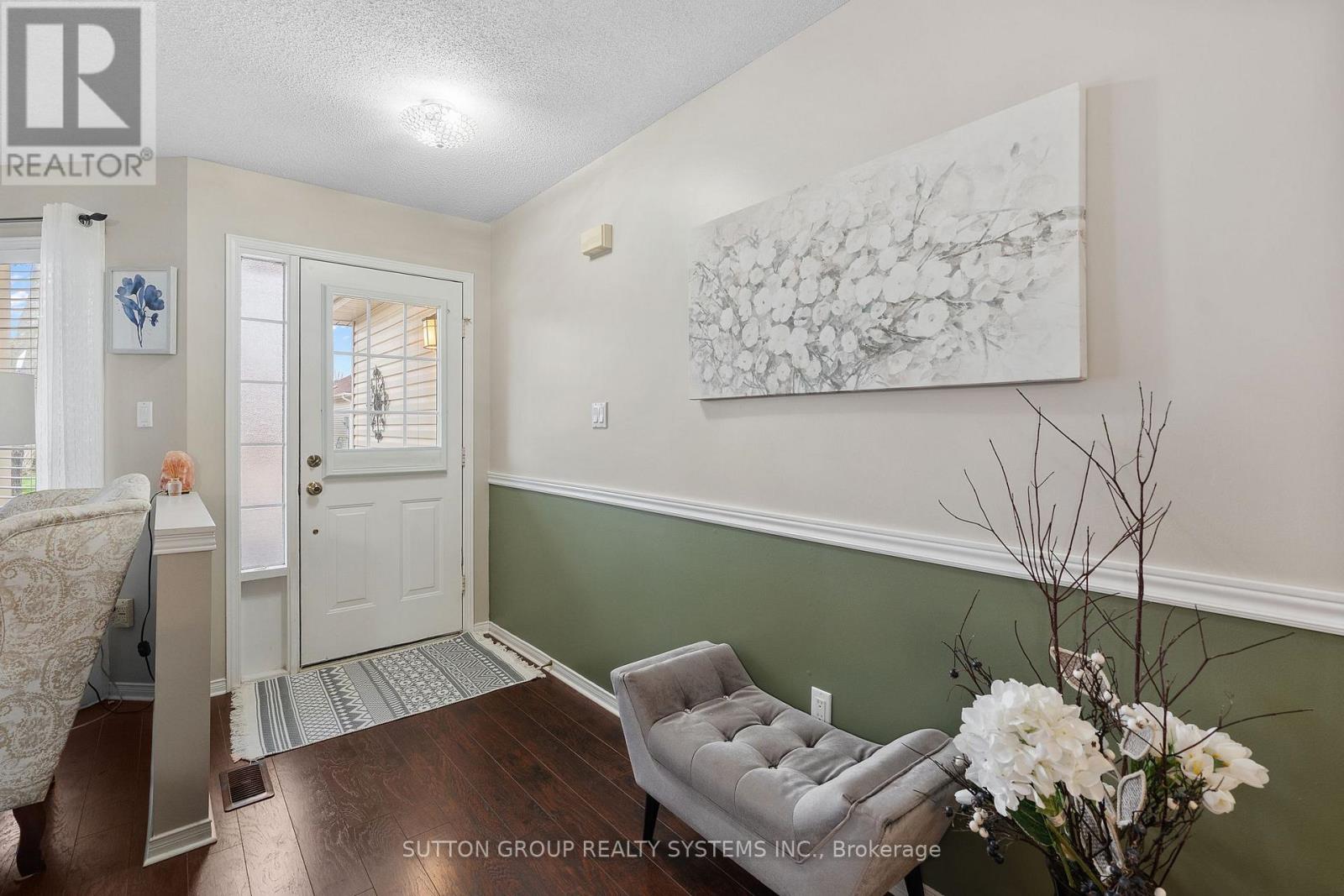 21 Long Point Boulevard, Norfolk (Port Rowan), Ontario  N0E 1M0 - Photo 3 - X13019758