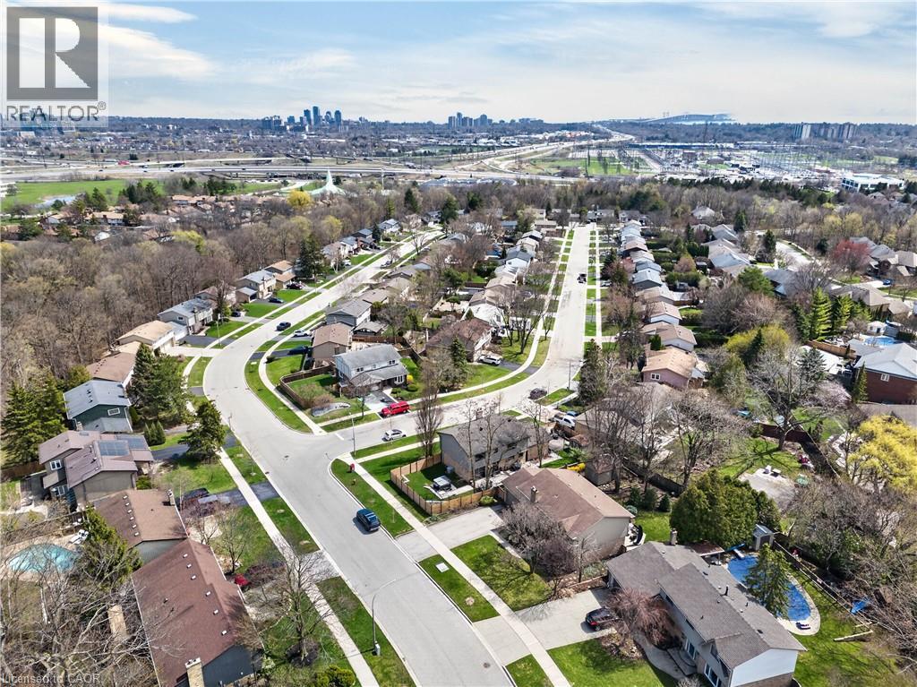 1878 Heather Hills Drive, Burlington, Ontario  L7P 3A3 - Photo 35 - 40822410