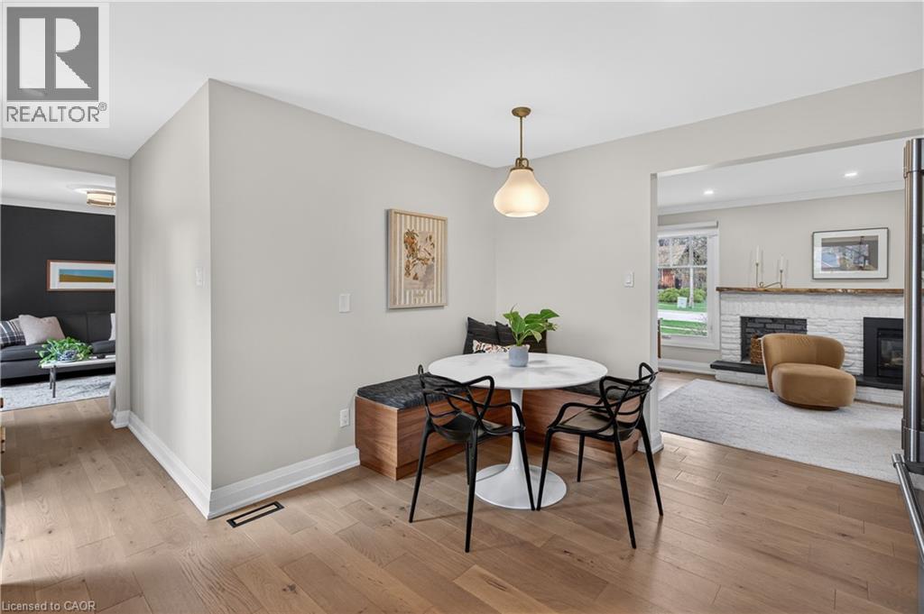 1878 Heather Hills Drive, Burlington, Ontario  L7P 3A3 - Photo 7 - 40822410