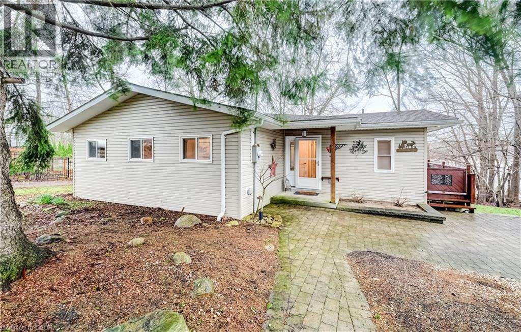 236 ROAD 2 N, conestogo lake, Ontario