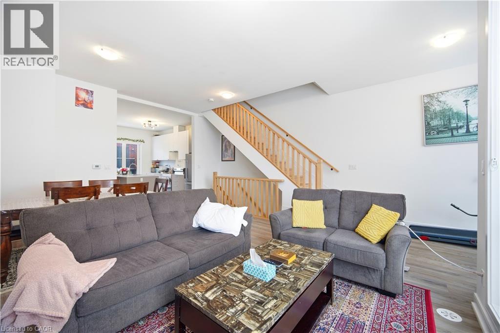 5 Taylor Court, Peel, Ontario  L7E 2R7 - Photo 18 - 40822379